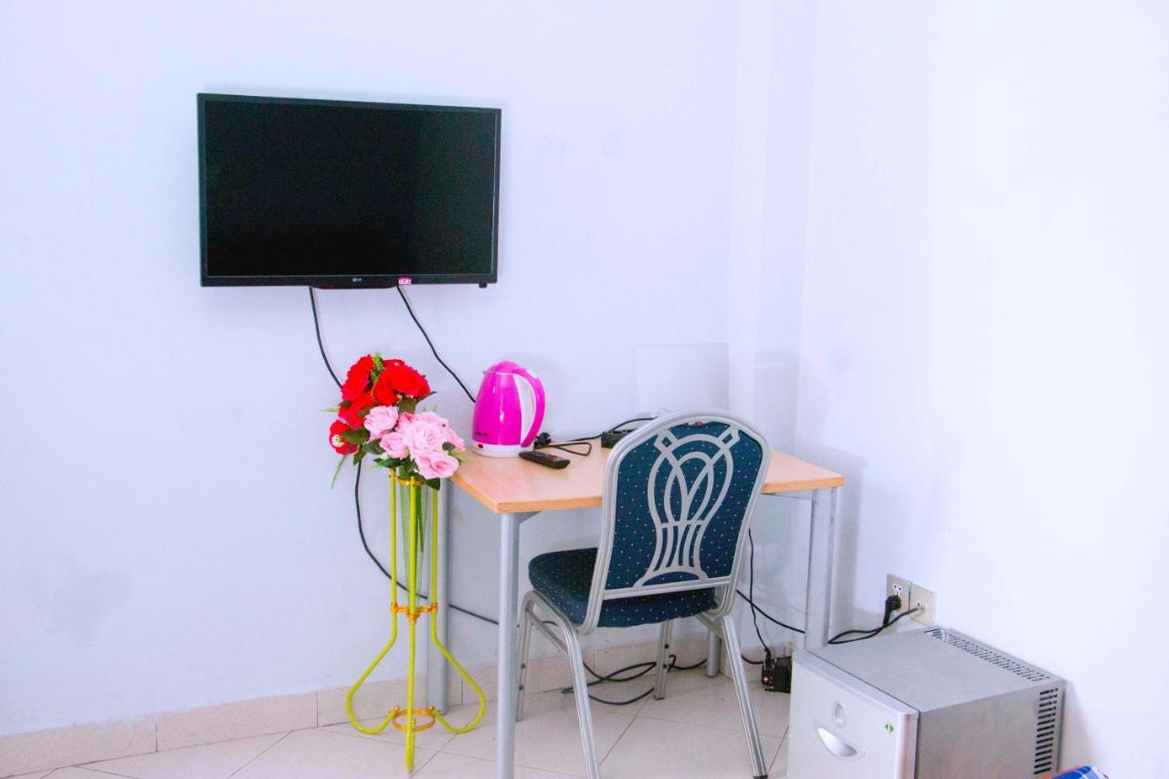 Nora Hotel Cotonou Exterior foto