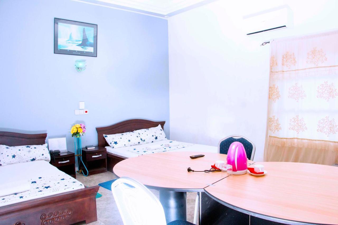 Nora Hotel Cotonou Exterior foto